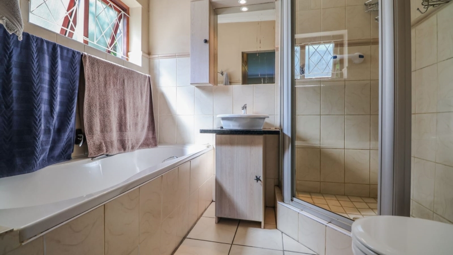 4 Bedroom Property for Sale in Dormehls Drift Western Cape